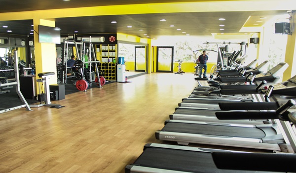 Featured Image of Top Fitness Centres and Gyms Near Prestige Evergreen Varthur (2025 Guide)